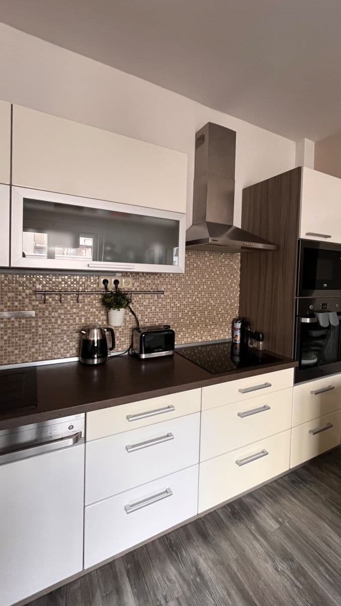 Prodej bytu 3+kk 79 m², Osvoboditelů, Louny, Ústecký kraj Prodej bytu 3+kk 79 m², Osvoboditelů, Louny, Ústecký kraj