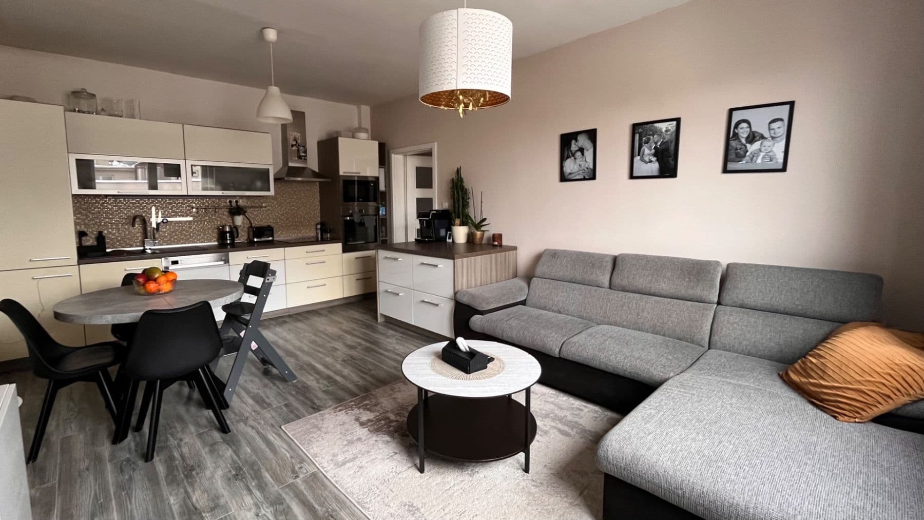 Prodej bytu 3+kk 79 m², Osvoboditelů, Louny, Ústecký kraj Prodej bytu 3+kk 79 m², Osvoboditelů, Louny, Ústecký kraj