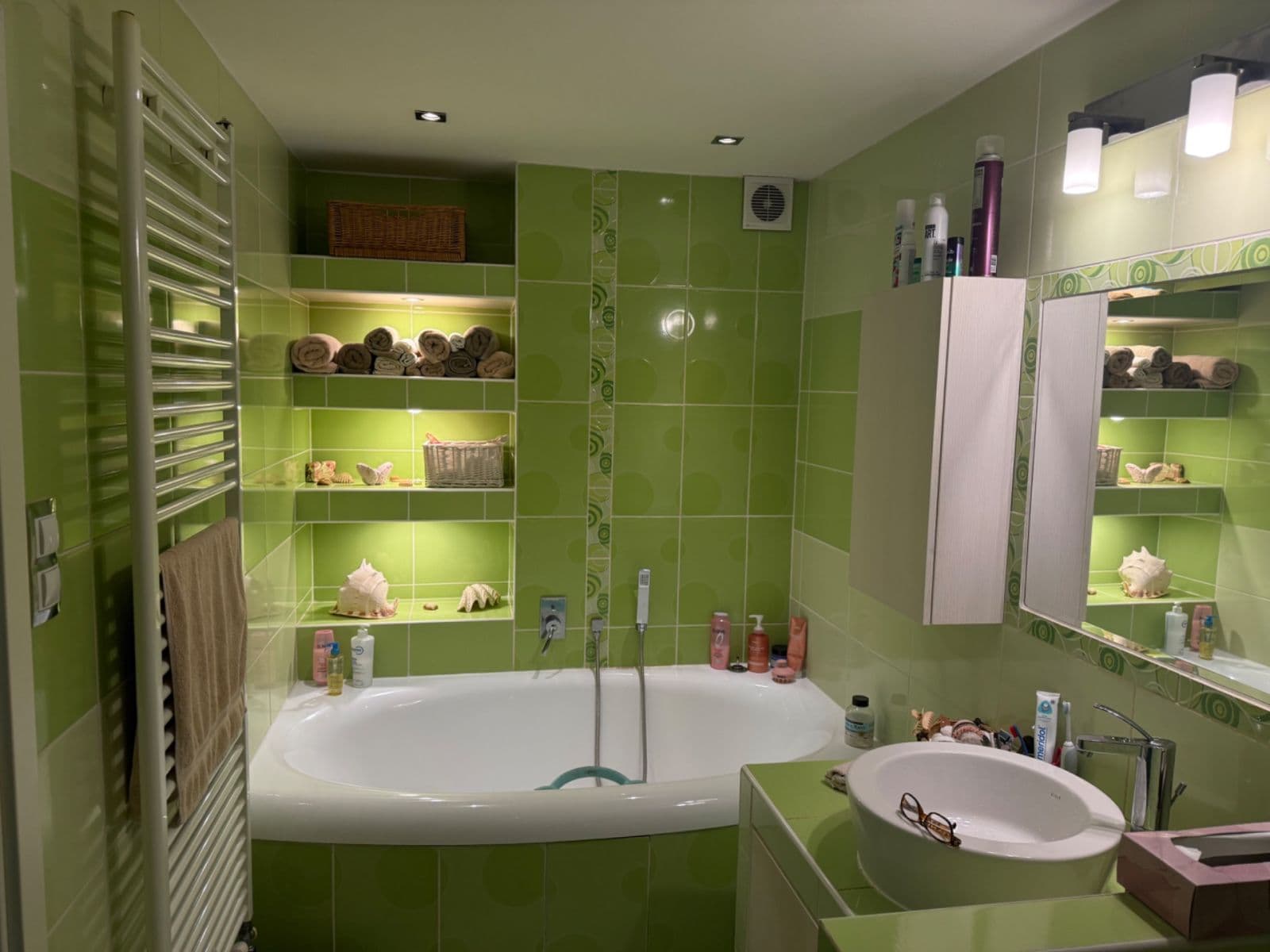 Prodej domu 270 m², pozemek 241 m², Boženy Němcové, Trutnov, Královéhradecký kraj Prodej domu 270 m², pozemek 241 m², Boženy Němcové, Trutnov, Královéhradecký kraj