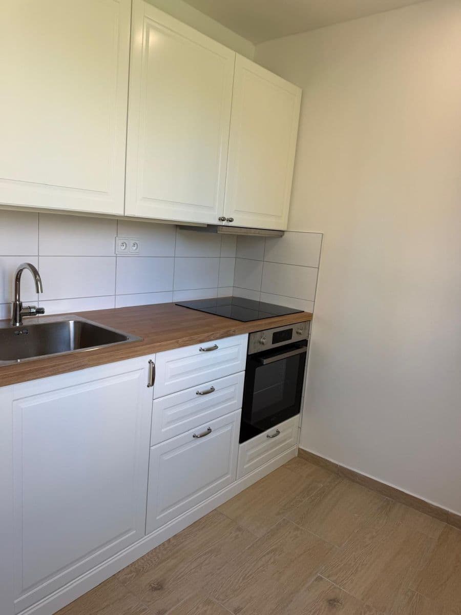 Pronájem bytu 2+1 56 m², Provaznická, Ostrava, Moravskoslezský kraj Pronájem bytu 2+1 56 m², Provaznická, Ostrava, Moravskoslezský kraj