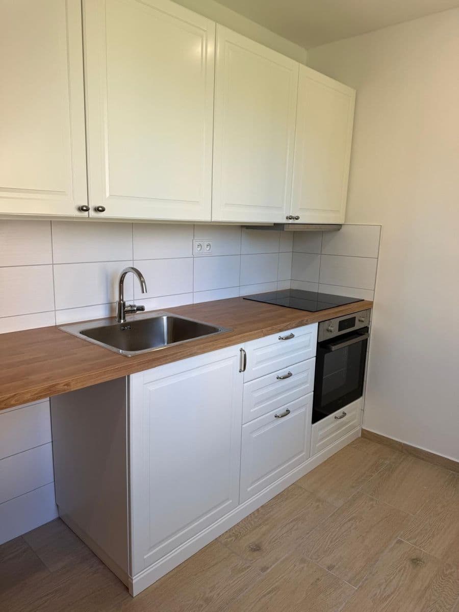 Pronájem bytu 2+1 56 m², Provaznická, Ostrava, Moravskoslezský kraj Pronájem bytu 2+1 56 m², Provaznická, Ostrava, Moravskoslezský kraj