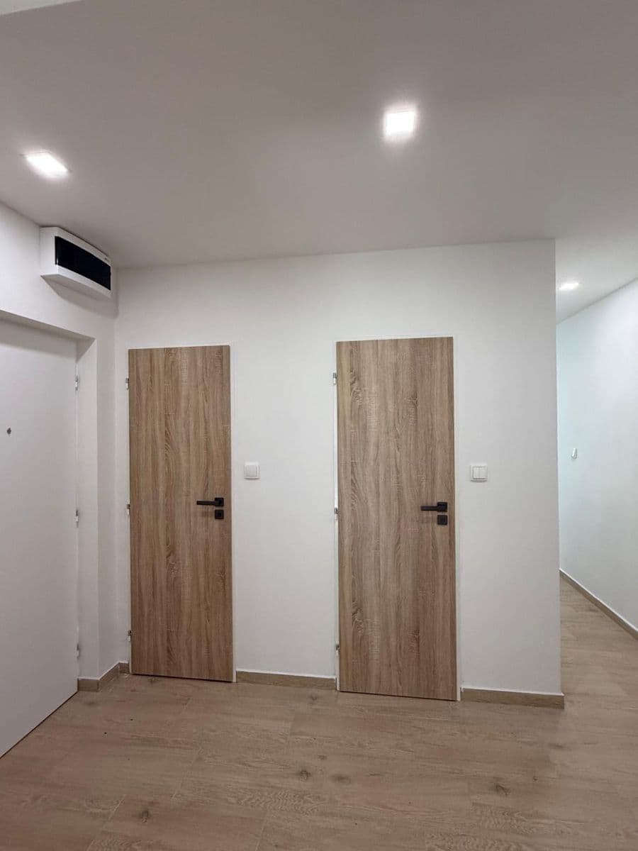 Pronájem bytu 2+1 56 m², Provaznická, Ostrava, Moravskoslezský kraj Pronájem bytu 2+1 56 m², Provaznická, Ostrava, Moravskoslezský kraj