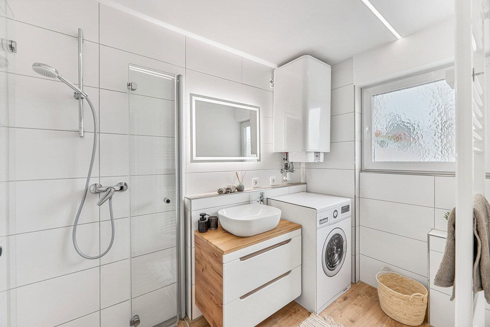 Prodej bytu 3+1 75 m², Leonberg, Bádensko-Württembersko Prodej bytu 3+1 75 m², Leonberg, Bádensko-Württembersko