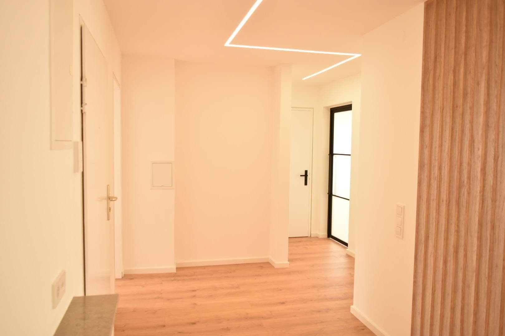 Prodej bytu 3+1 75 m², Leonberg, Bádensko-Württembersko Prodej bytu 3+1 75 m², Leonberg, Bádensko-Württembersko
