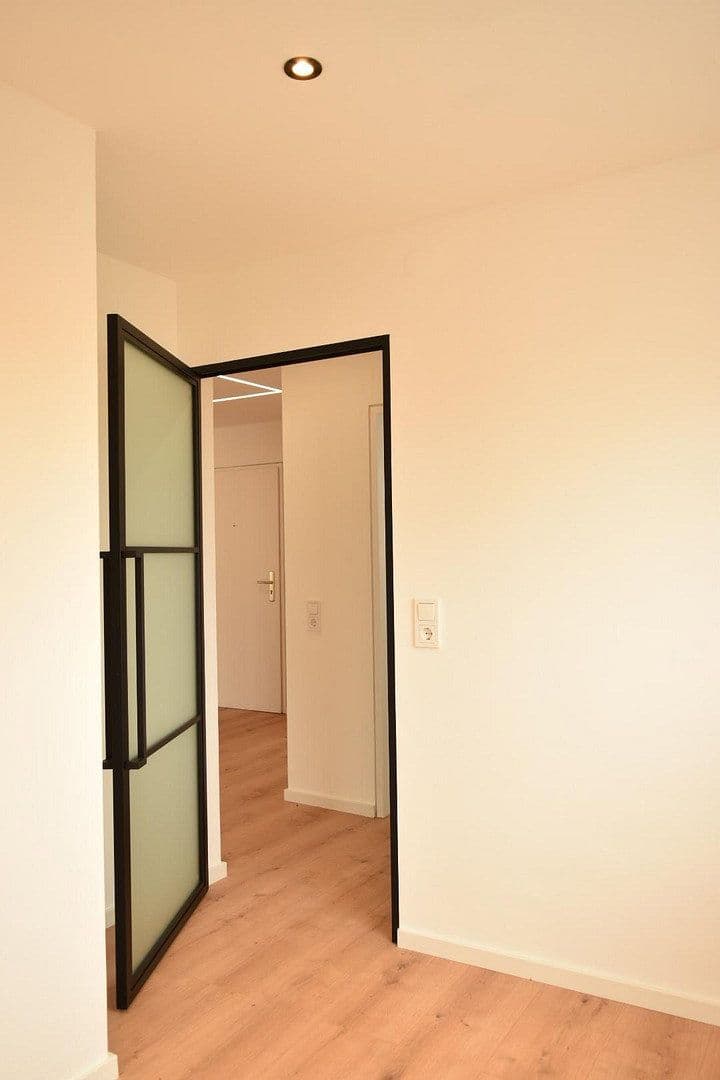 Prodej bytu 3+1 75 m², Leonberg, Bádensko-Württembersko Prodej bytu 3+1 75 m², Leonberg, Bádensko-Württembersko