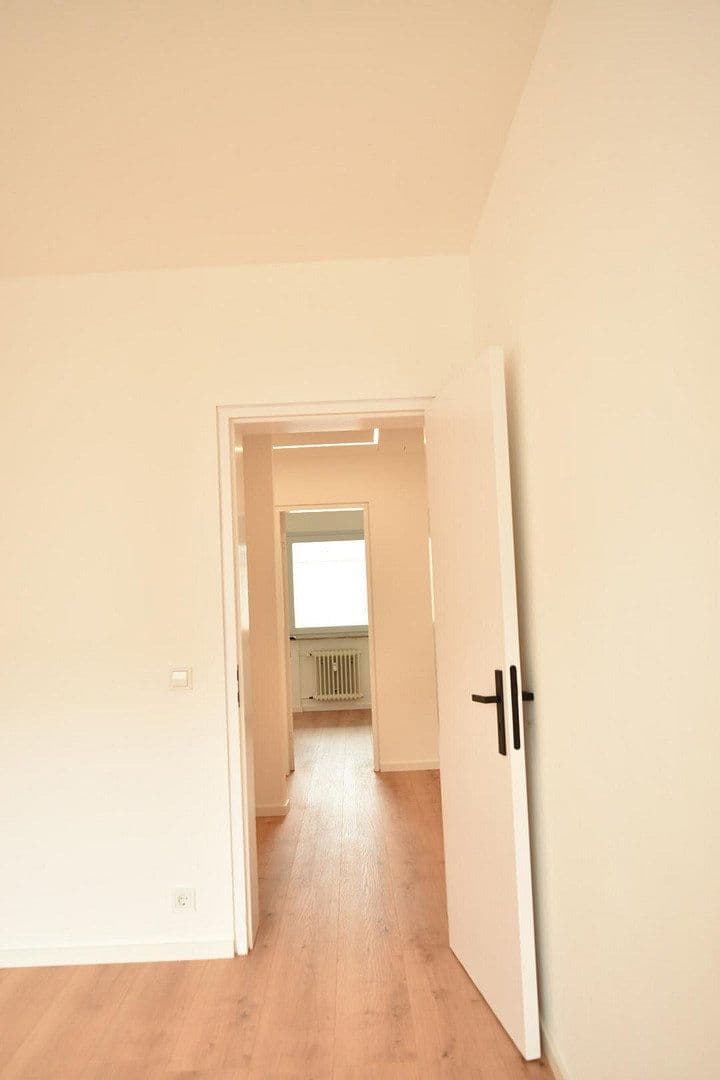 Prodej bytu 3+1 75 m², Leonberg, Bádensko-Württembersko Prodej bytu 3+1 75 m², Leonberg, Bádensko-Württembersko