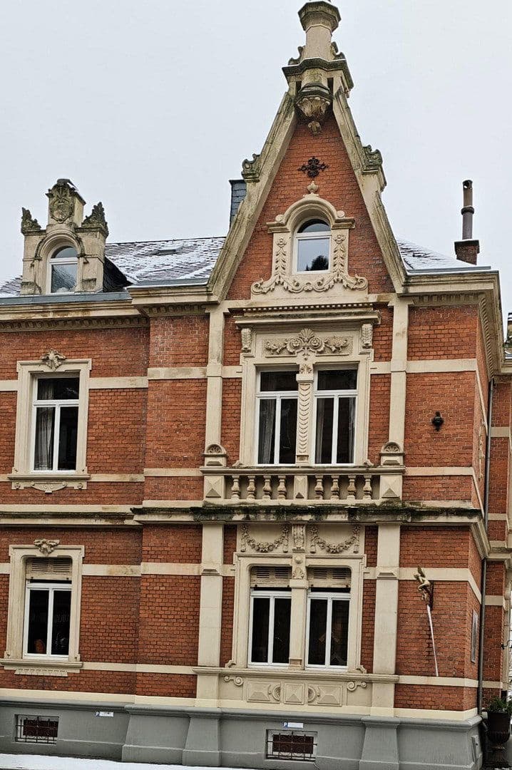 Prodej domu 370 m², pozemek 920 m², Idar-Oberstein, Porýní-Falc Prodej domu 370 m², pozemek 920 m², Idar-Oberstein, Porýní-Falc
