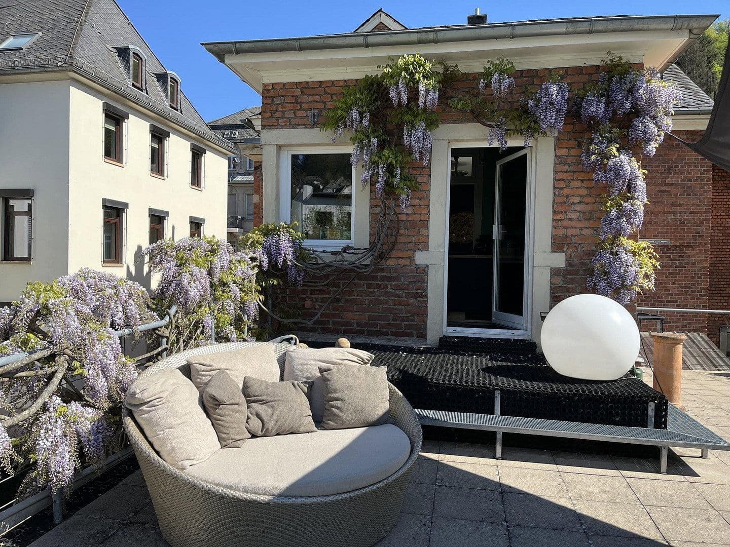 Prodej domu 370 m², pozemek 920 m², Idar-Oberstein, Porýní-Falc Prodej domu 370 m², pozemek 920 m², Idar-Oberstein, Porýní-Falc
