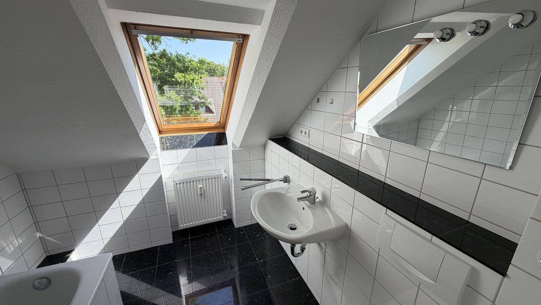 Pronájem bytu 2+1 48 m², Hamburg, Hamburg Pronájem bytu 2+1 48 m², Hamburg, Hamburg