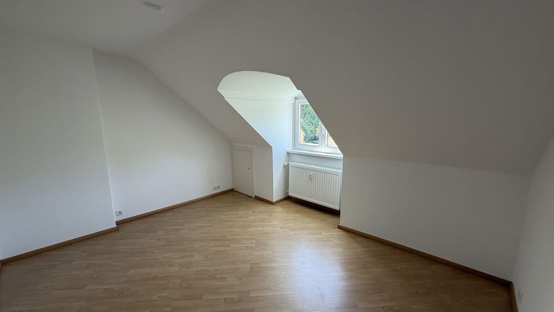 Pronájem bytu 2+1 48 m², Hamburg, Hamburg Pronájem bytu 2+1 48 m², Hamburg, Hamburg