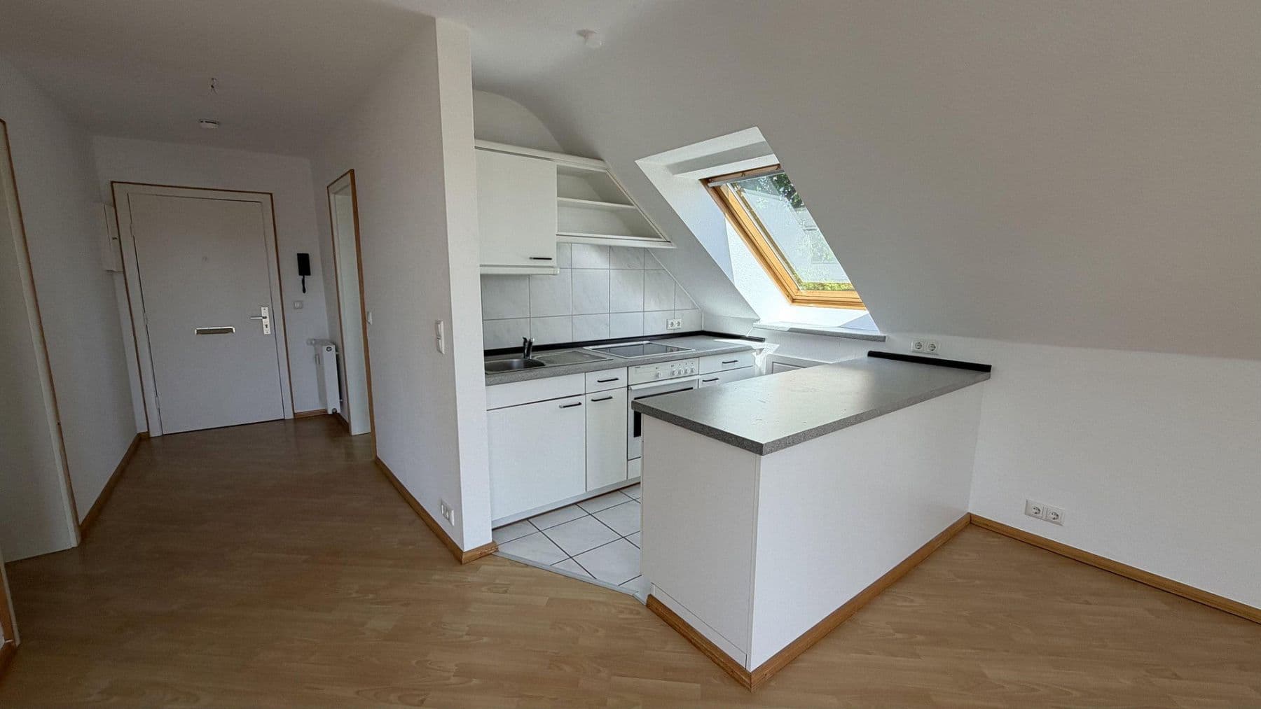 Pronájem bytu 2+1 48 m², Hamburg, Hamburg Pronájem bytu 2+1 48 m², Hamburg, Hamburg