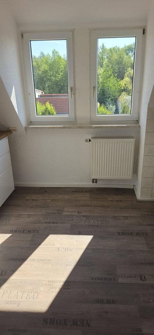 Pronájem bytu 3+1 77 m², Siedlung 21a, Geithain, Sasko Pronájem bytu 3+1 77 m², Siedlung 21a, Geithain, Sasko