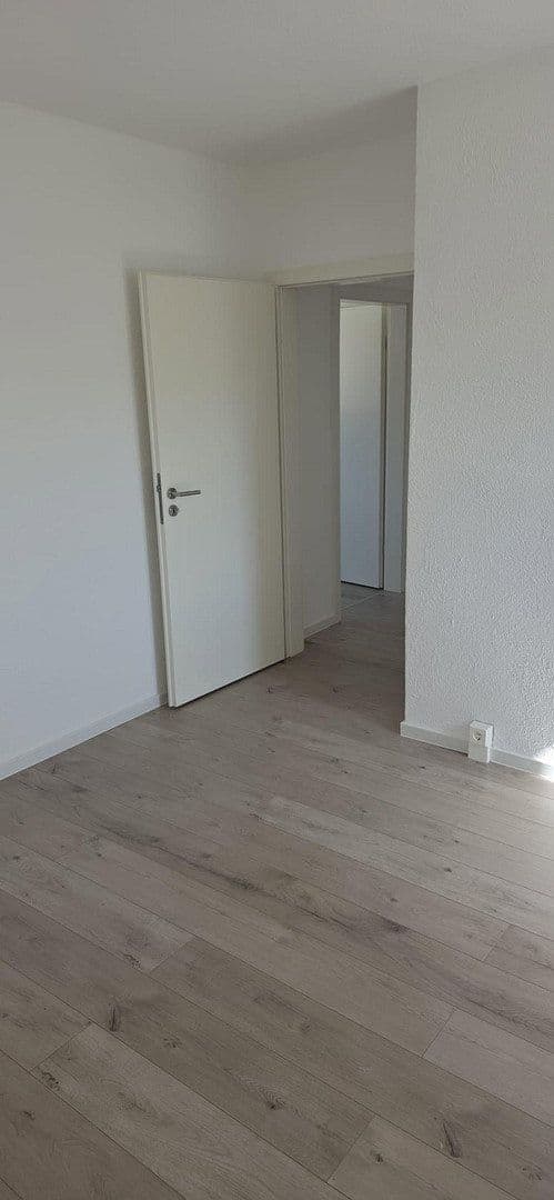Pronájem bytu 3+1 77 m², Siedlung 21a, Geithain, Sasko Pronájem bytu 3+1 77 m², Siedlung 21a, Geithain, Sasko