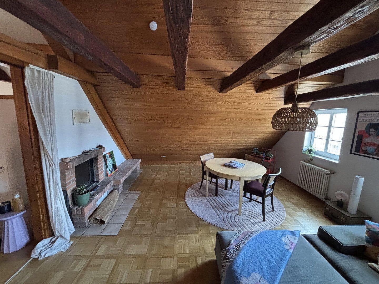 Pronájem bytu 2+kk 87 m², Stuttgart, Bádensko-Württembersko Pronájem bytu 2+kk 87 m², Stuttgart, Bádensko-Württembersko