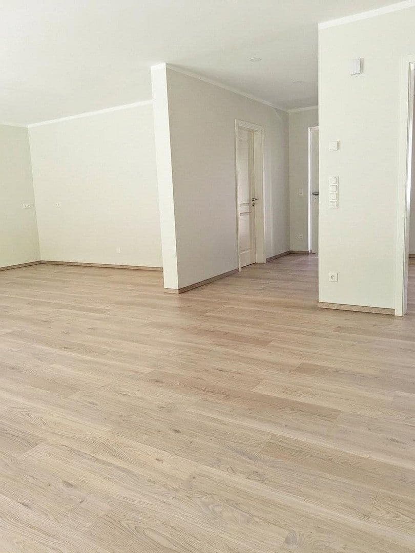 Pronájem domu 130 m², pozemek 250 m², Cottbus Kiekebusch, Braniborsko Pronájem domu 130 m², pozemek 250 m², Cottbus Kiekebusch, Braniborsko