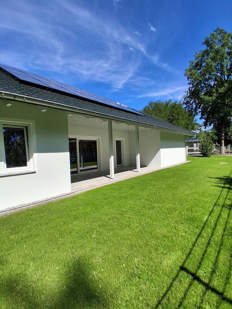 Pronájem domu 130 m², pozemek 250 m², Cottbus Kiekebusch, Braniborsko Pronájem domu 130 m², pozemek 250 m², Cottbus Kiekebusch, Braniborsko