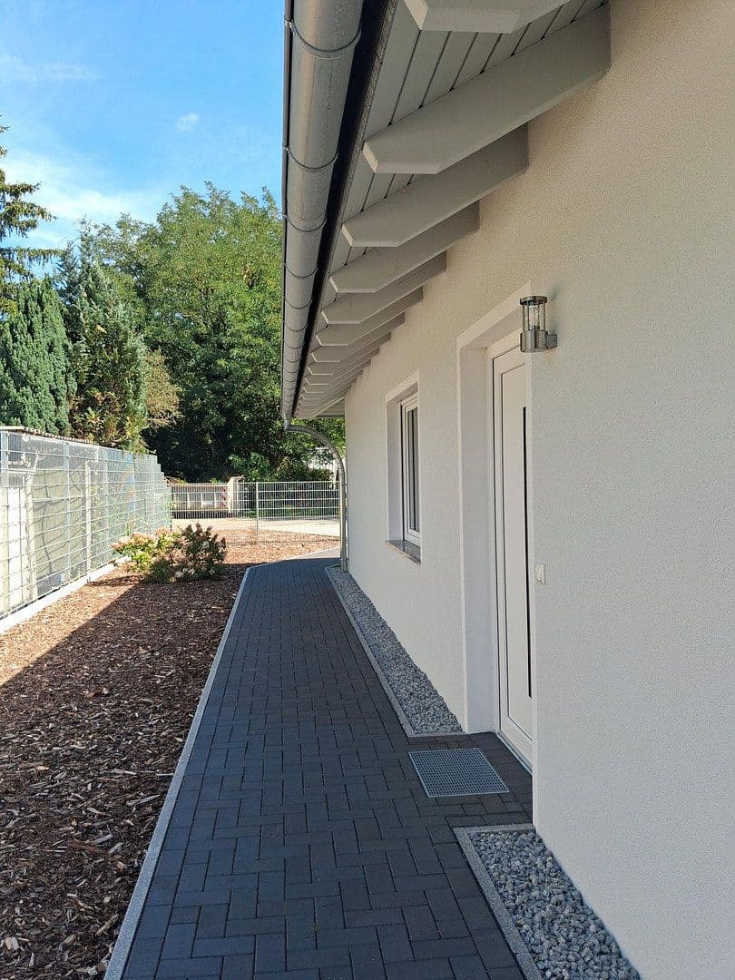 Pronájem domu 130 m², pozemek 250 m², Cottbus Kiekebusch, Braniborsko Pronájem domu 130 m², pozemek 250 m², Cottbus Kiekebusch, Braniborsko