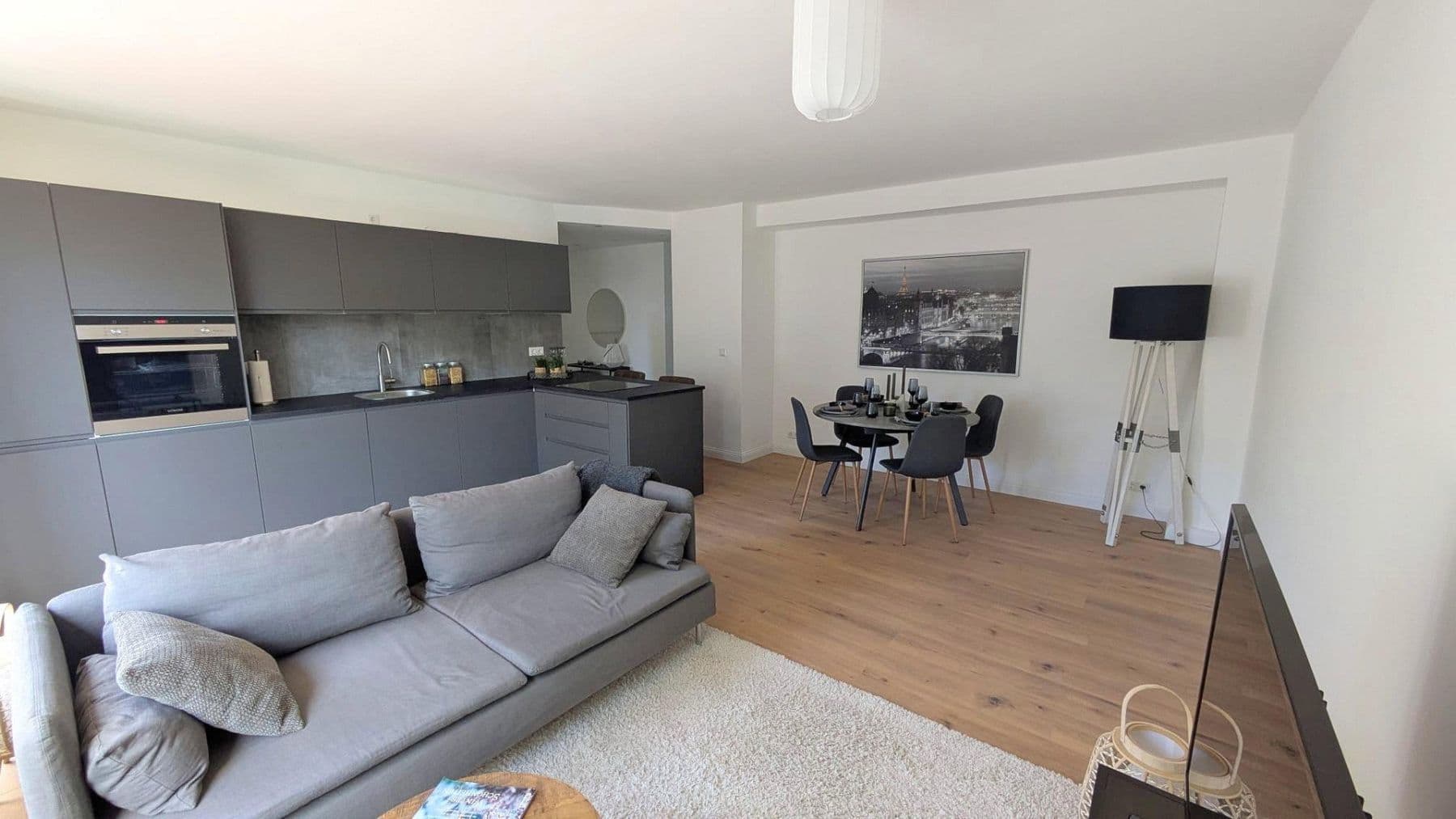 Prodej bytu 3+1 72 m², Hamburg, Hamburg Prodej bytu 3+1 72 m², Hamburg, Hamburg