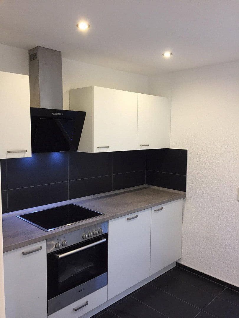 Pronájem bytu 2+kk 60 m², Enzstr. 1, Pforzheim-Eutingen, Bádensko-Württembersko Pronájem bytu 2+kk 60 m², Enzstr. 1, Pforzheim-Eutingen, Bádensko-Württembersko