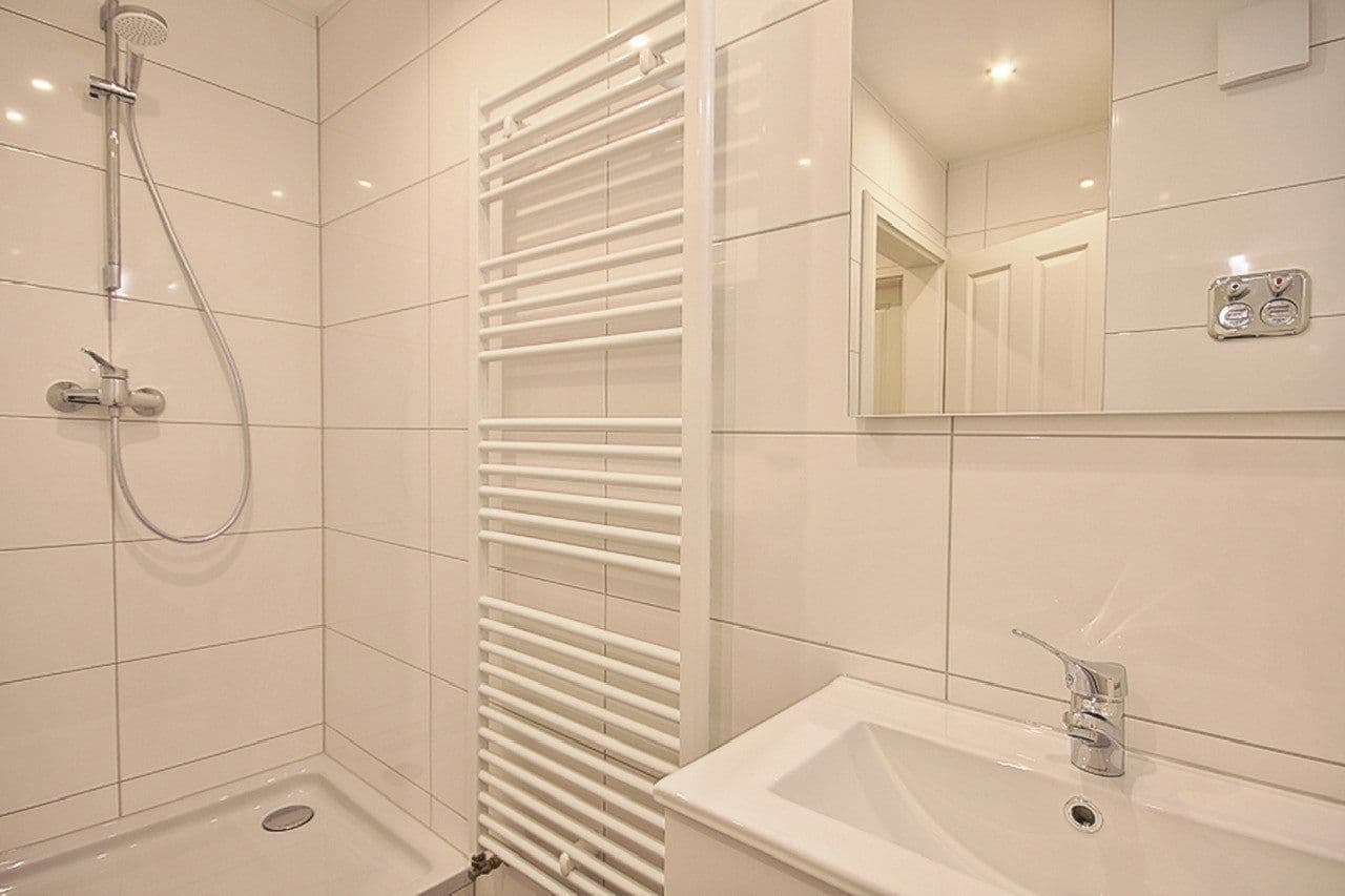 Pronájem bytu 2+kk 60 m², Enzstr. 1, Pforzheim-Eutingen, Bádensko-Württembersko Pronájem bytu 2+kk 60 m², Enzstr. 1, Pforzheim-Eutingen, Bádensko-Württembersko