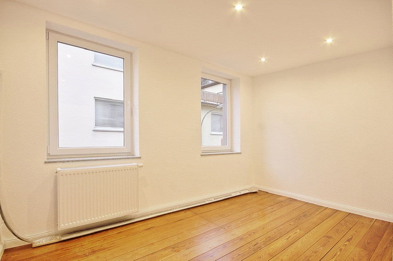 Pronájem bytu 2+kk 60 m², Enzstr. 1, Pforzheim-Eutingen, Bádensko-Württembersko Pronájem bytu 2+kk 60 m², Enzstr. 1, Pforzheim-Eutingen, Bádensko-Württembersko