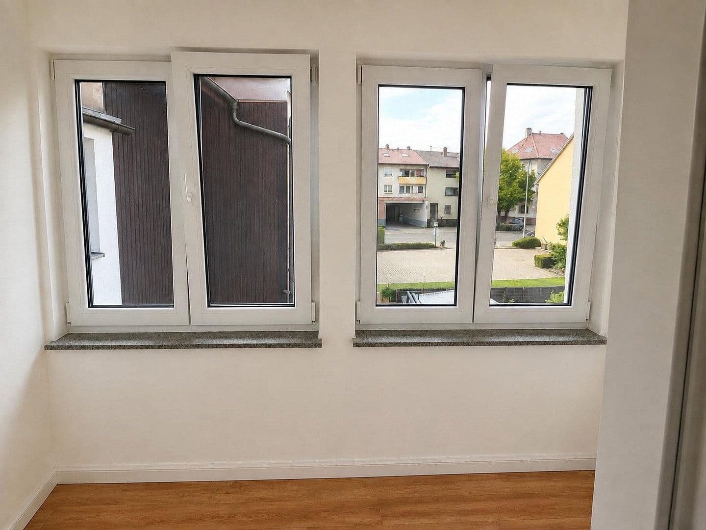 Pronájem bytu 2+kk 60 m², Enzstr. 1, Pforzheim-Eutingen, Bádensko-Württembersko Pronájem bytu 2+kk 60 m², Enzstr. 1, Pforzheim-Eutingen, Bádensko-Württembersko