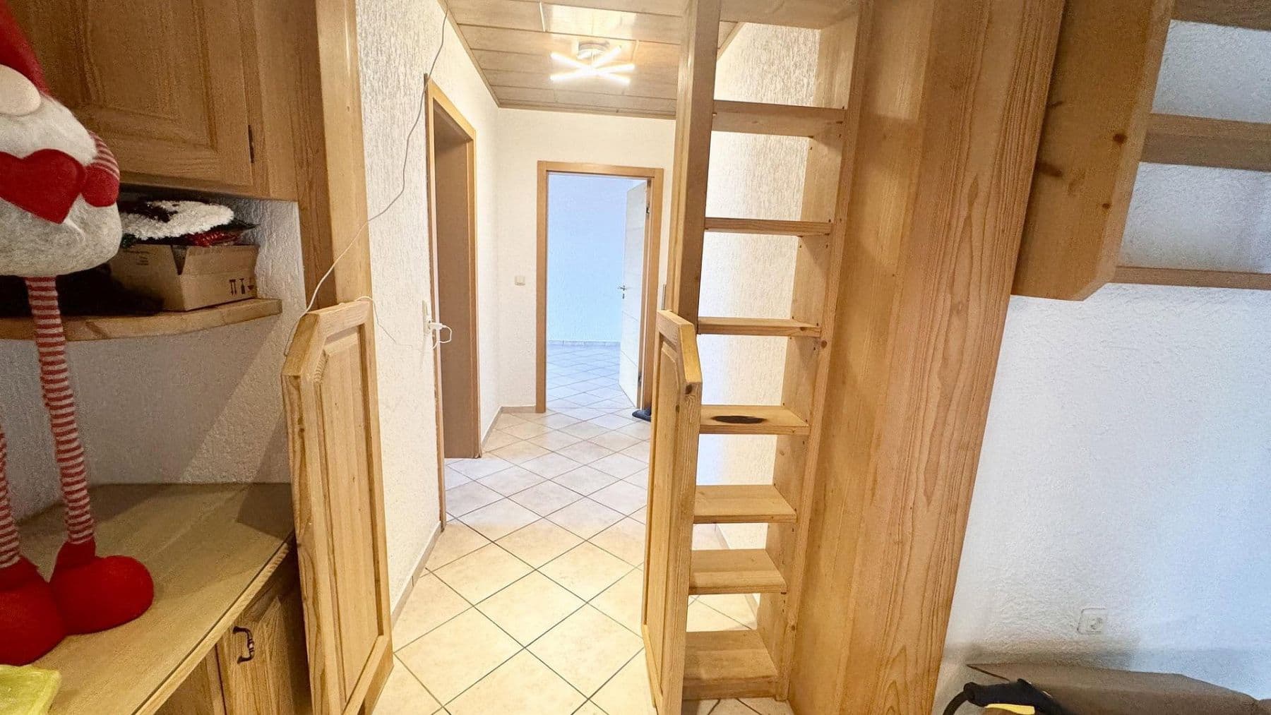 Pronájem bytu 3+1 92 m², Greifenklaustraße 10, Reckendorf, Bavorsko Pronájem bytu 3+1 92 m², Greifenklaustraße 10, Reckendorf, Bavorsko
