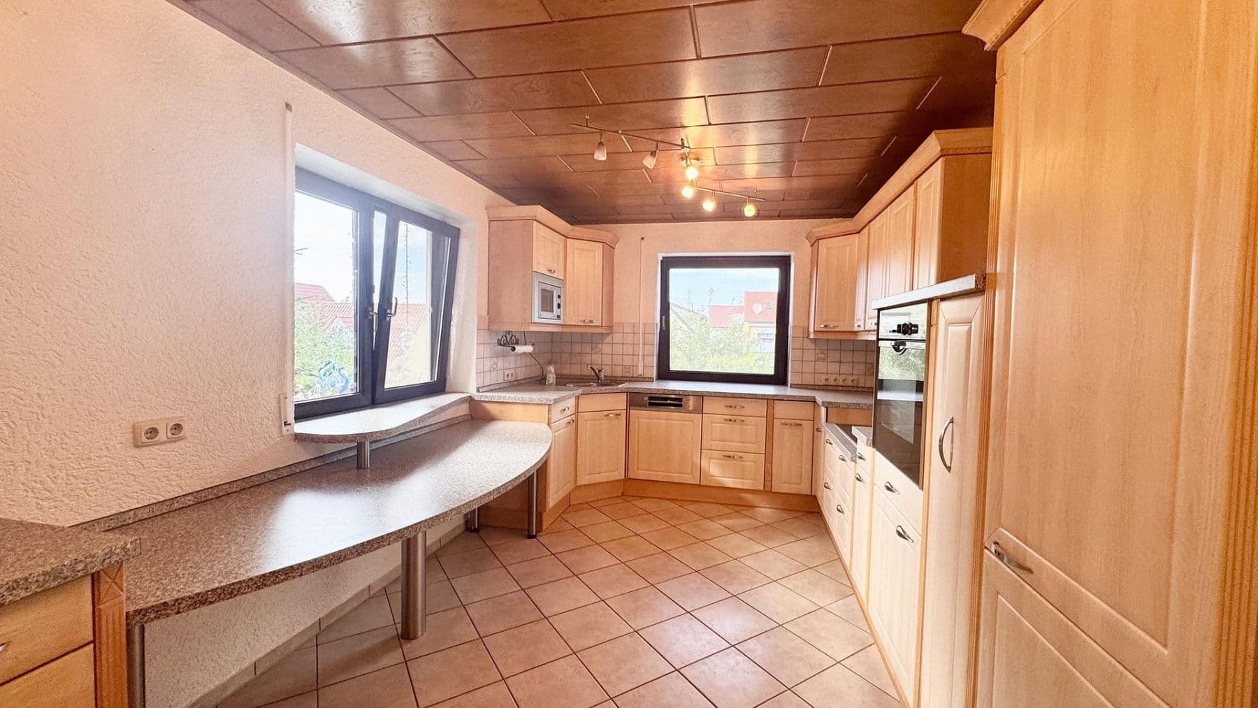 Pronájem bytu 3+1 92 m², Greifenklaustraße 10, Reckendorf, Bavorsko Pronájem bytu 3+1 92 m², Greifenklaustraße 10, Reckendorf, Bavorsko