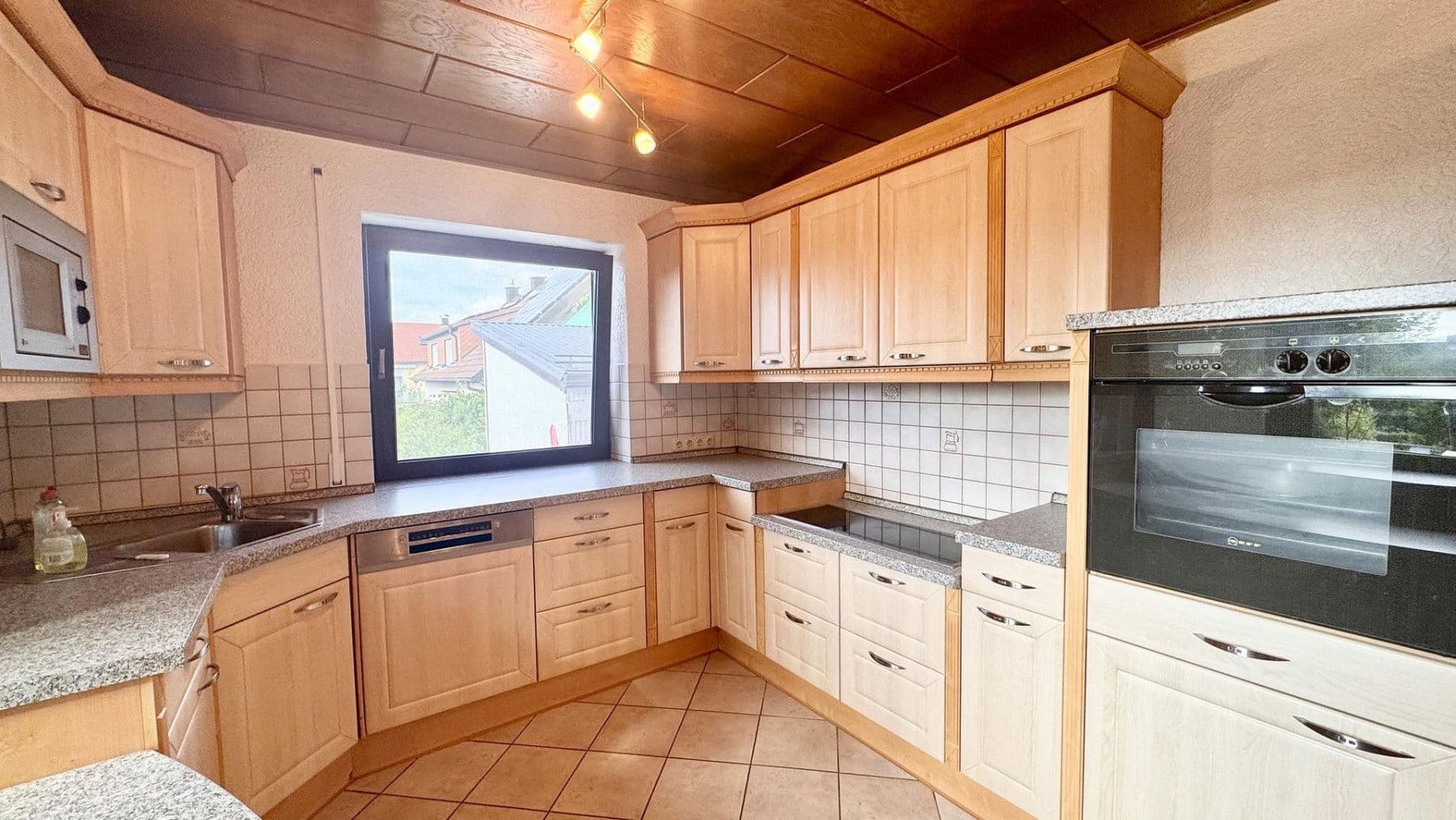 Pronájem bytu 3+1 92 m², Greifenklaustraße 10, Reckendorf, Bavorsko Pronájem bytu 3+1 92 m², Greifenklaustraße 10, Reckendorf, Bavorsko