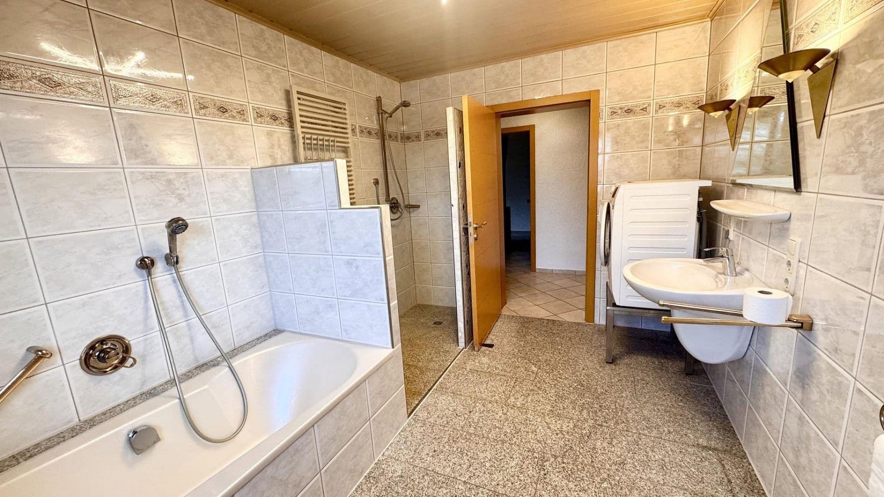 Pronájem bytu 3+1 92 m², Greifenklaustraße 10, Reckendorf, Bavorsko Pronájem bytu 3+1 92 m², Greifenklaustraße 10, Reckendorf, Bavorsko