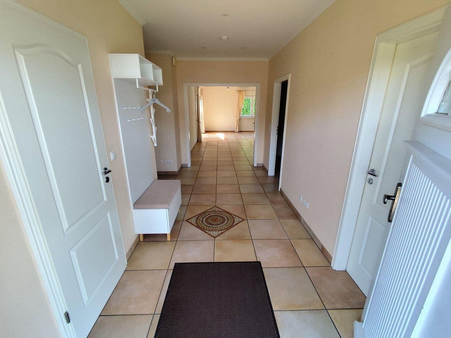Prodej domu 154 m², pozemek 755 m², Dreschbogen 20, Flensburg-Sünderup, Šlesvicko-Holštýnsko Prodej domu 154 m², pozemek 755 m², Dreschbogen 20, Flensburg-Sünderup, Šlesvicko-Holštýnsko