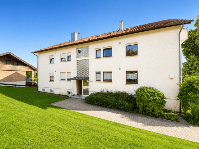 Pronájem bytu 4+1 87 m², Bergstr. 24, Tiefenbronn, Bádensko-Württembersko Pronájem bytu 4+1 87 m², Bergstr. 24, Tiefenbronn, Bádensko-Württembersko