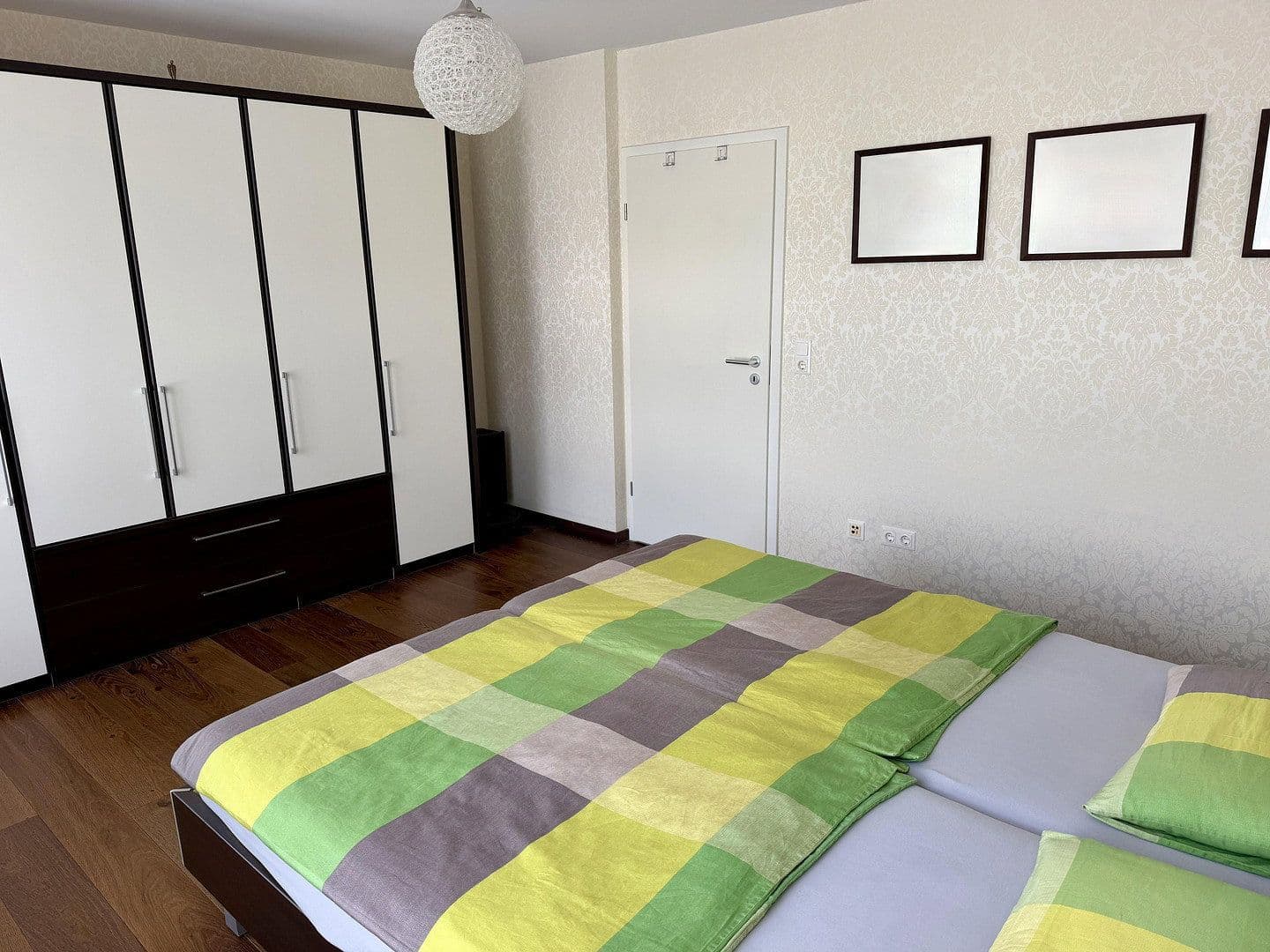 Prodej domu 152 m², pozemek 208 m², Kriftel, Hessen Prodej domu 152 m², pozemek 208 m², Kriftel, Hessen