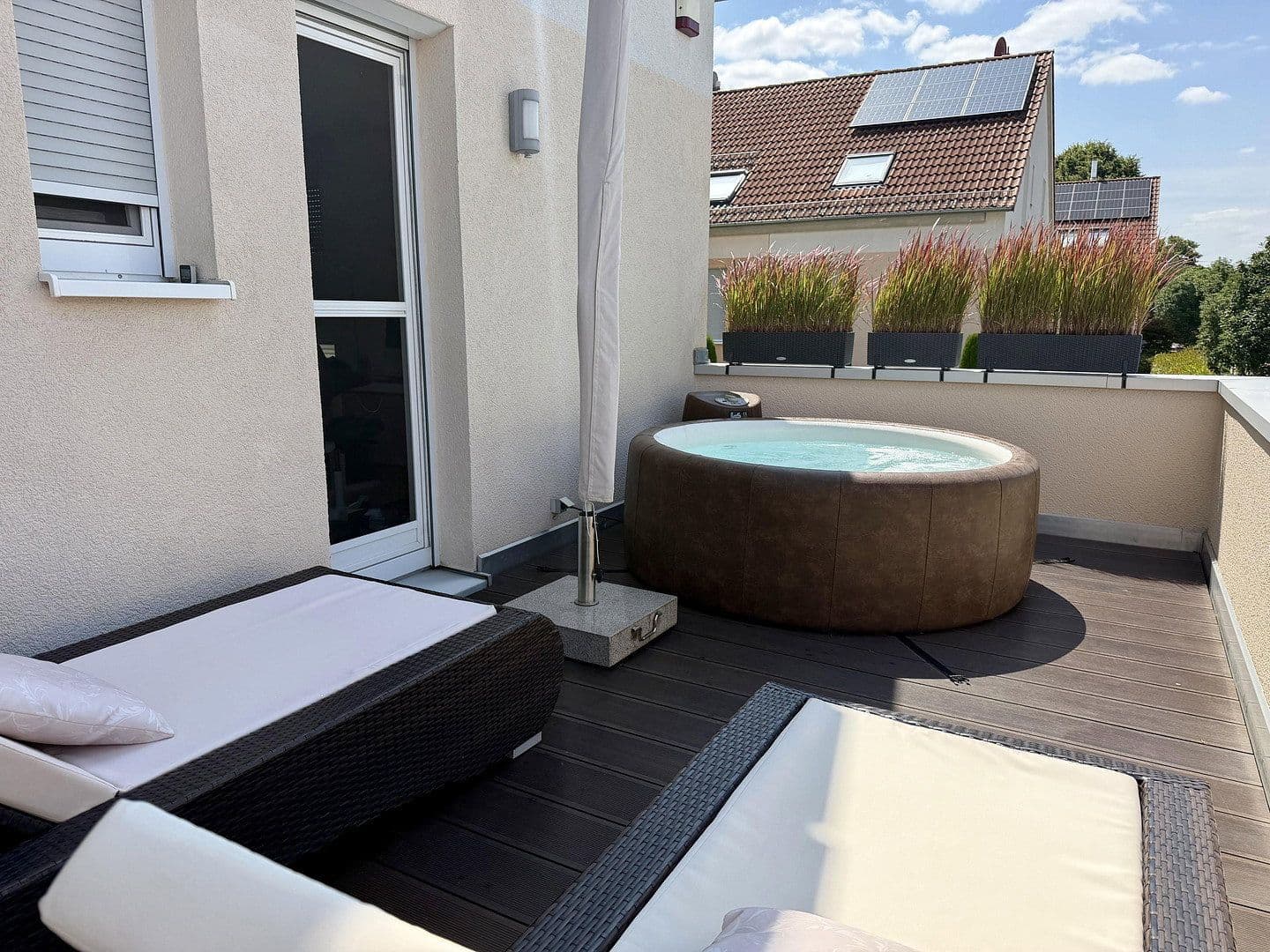 Prodej domu 152 m², pozemek 208 m², Kriftel, Hessen Prodej domu 152 m², pozemek 208 m², Kriftel, Hessen