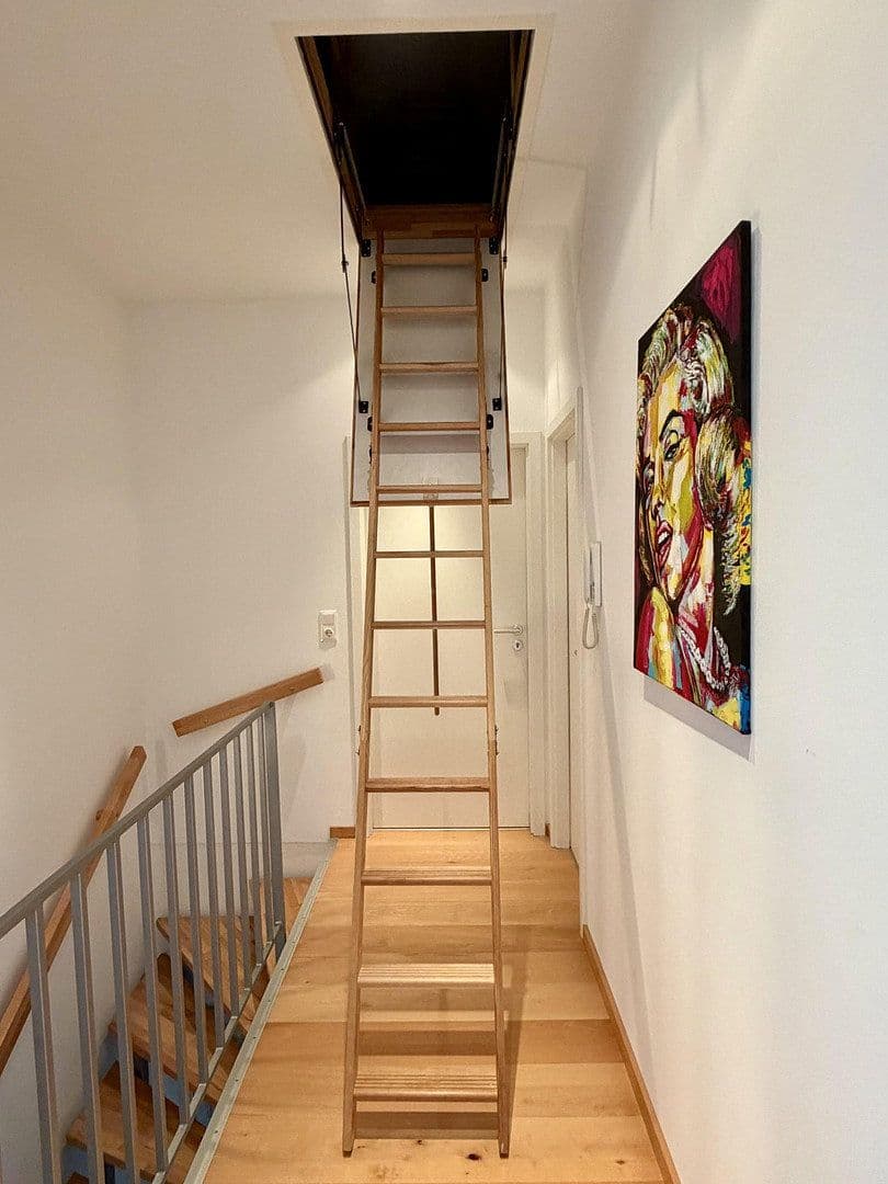 Prodej domu 152 m², pozemek 208 m², Kriftel, Hessen Prodej domu 152 m², pozemek 208 m², Kriftel, Hessen
