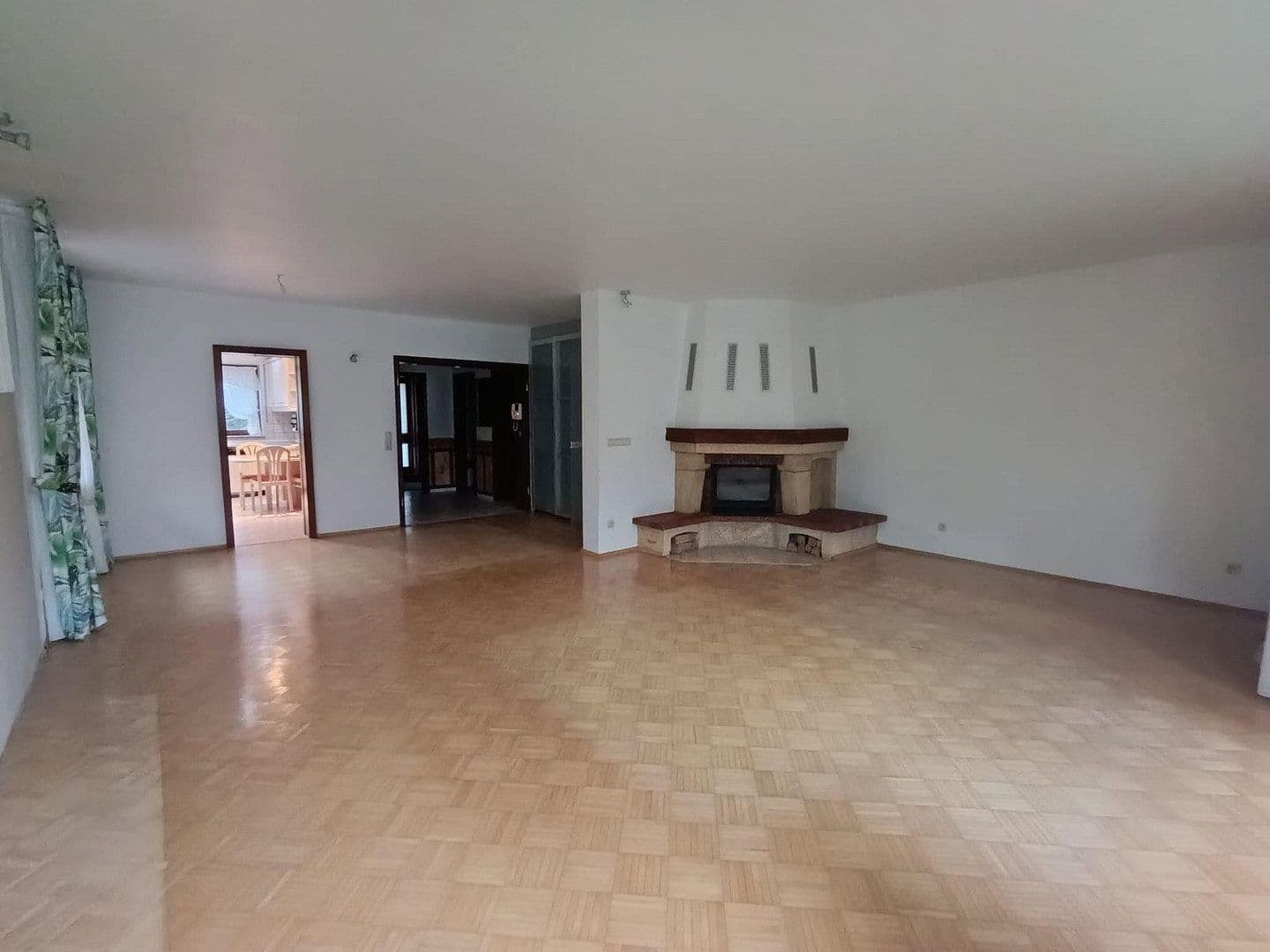 Prodej domu 175 m², pozemek 573 m², Mannheim, Bádensko-Württembersko Prodej domu 175 m², pozemek 573 m², Mannheim, Bádensko-Württembersko