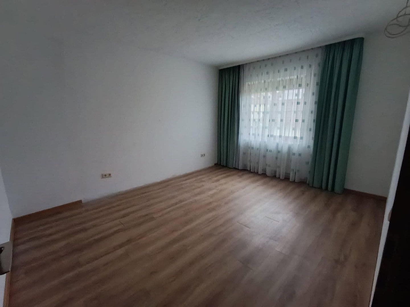 Prodej domu 175 m², pozemek 573 m², Mannheim, Bádensko-Württembersko Prodej domu 175 m², pozemek 573 m², Mannheim, Bádensko-Württembersko