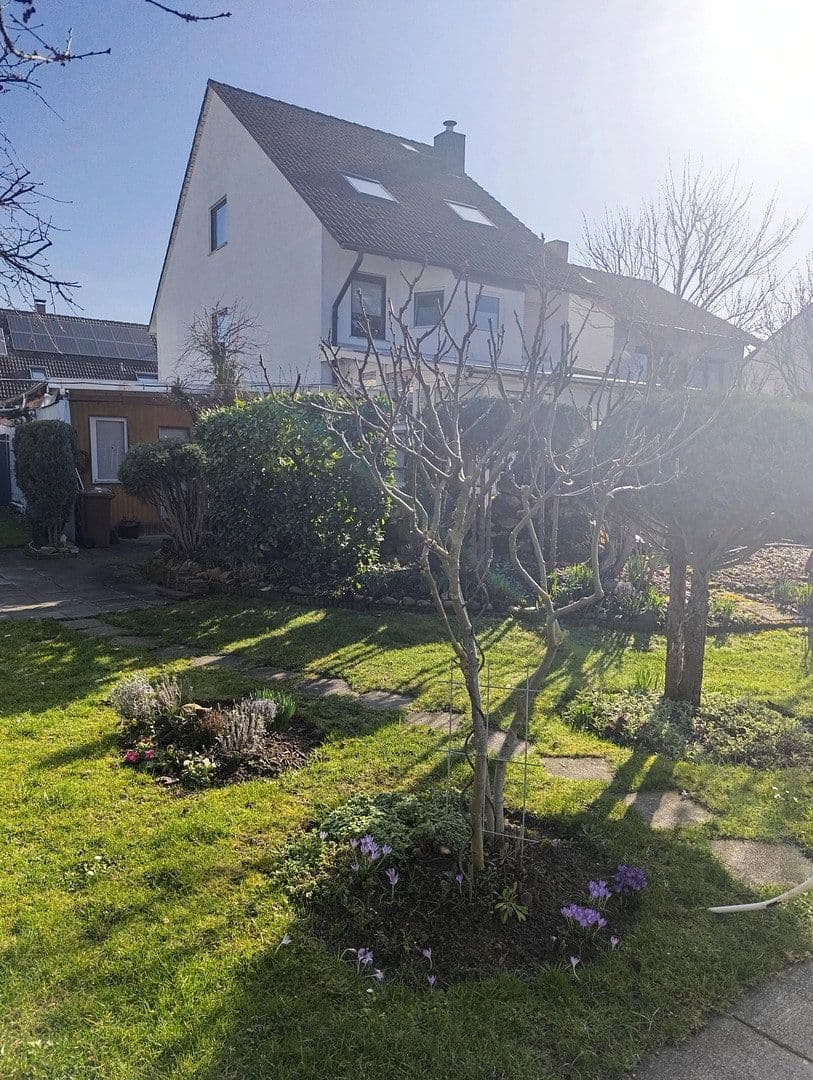 Prodej domu 175 m², pozemek 573 m², Mannheim, Bádensko-Württembersko Prodej domu 175 m², pozemek 573 m², Mannheim, Bádensko-Württembersko