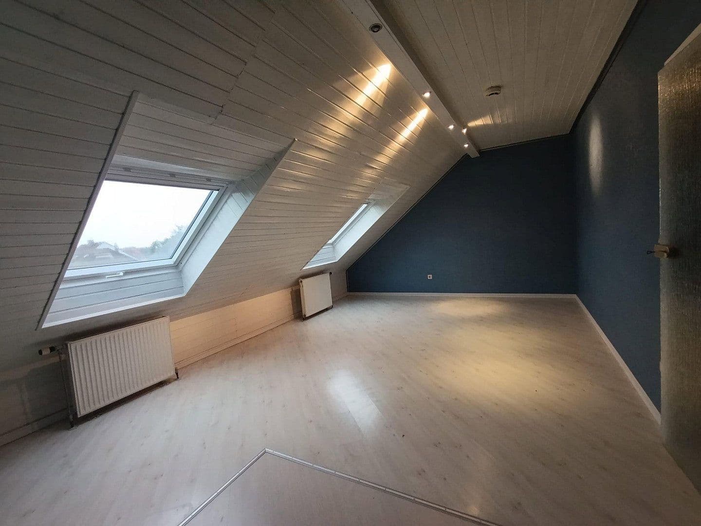 Prodej domu 175 m², pozemek 573 m², Mannheim, Bádensko-Württembersko Prodej domu 175 m², pozemek 573 m², Mannheim, Bádensko-Württembersko