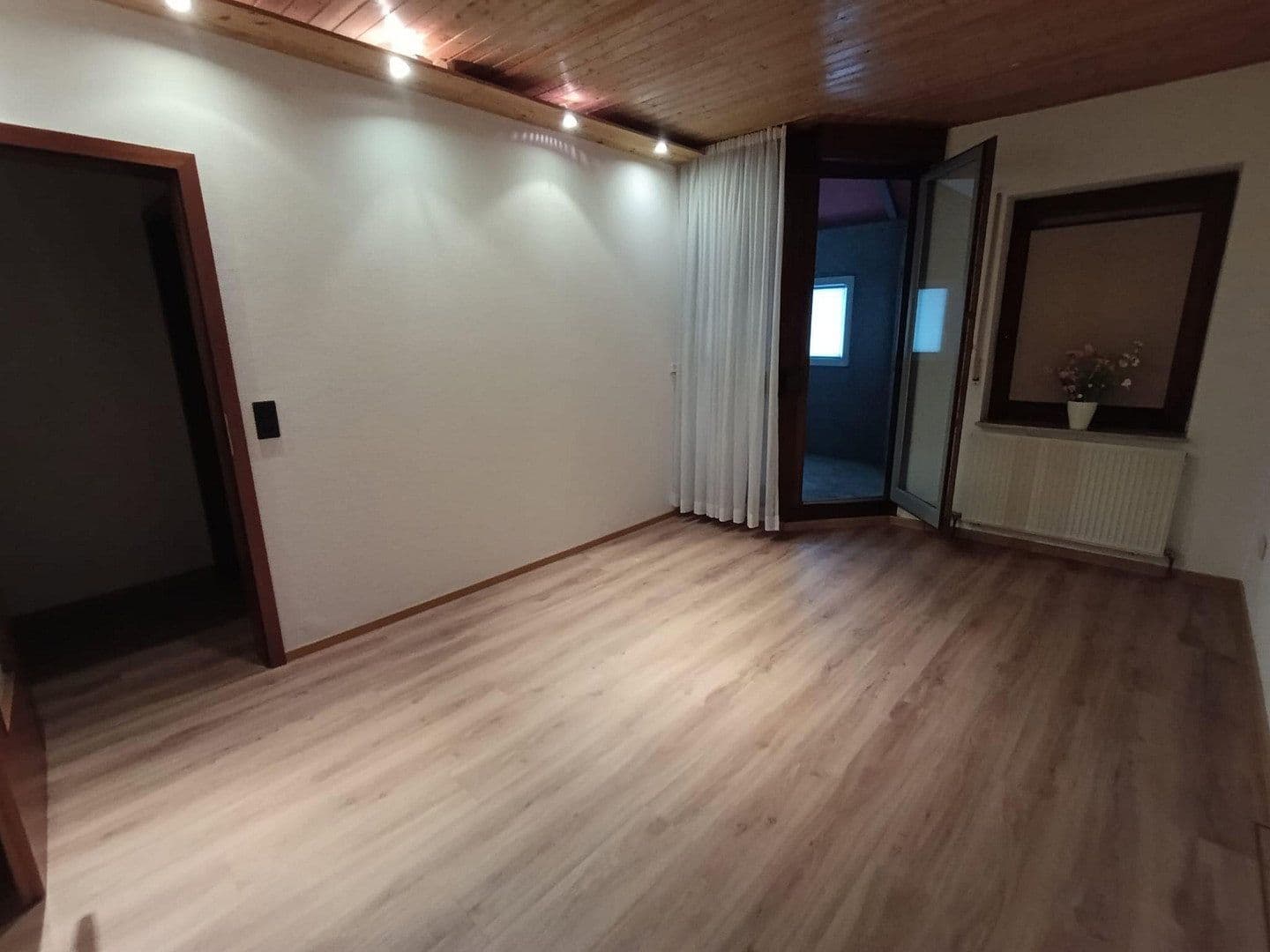 Prodej domu 175 m², pozemek 573 m², Mannheim, Bádensko-Württembersko Prodej domu 175 m², pozemek 573 m², Mannheim, Bádensko-Württembersko