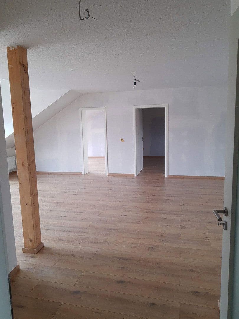 Pronájem bytu 4+kk 170 m², Ochsenfurt, Bavorsko Pronájem bytu 4+kk 170 m², Ochsenfurt, Bavorsko
