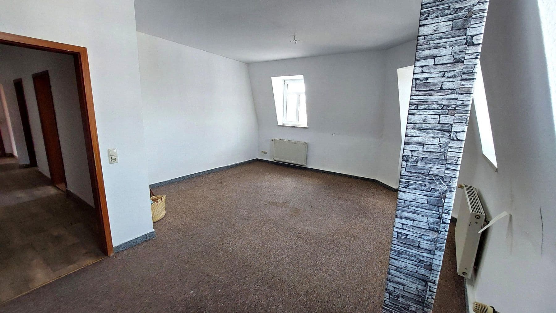 Pronájem bytu 3+kk 77 m², Weißenfels, Sasko-Anhaltsko Pronájem bytu 3+kk 77 m², Weißenfels, Sasko-Anhaltsko