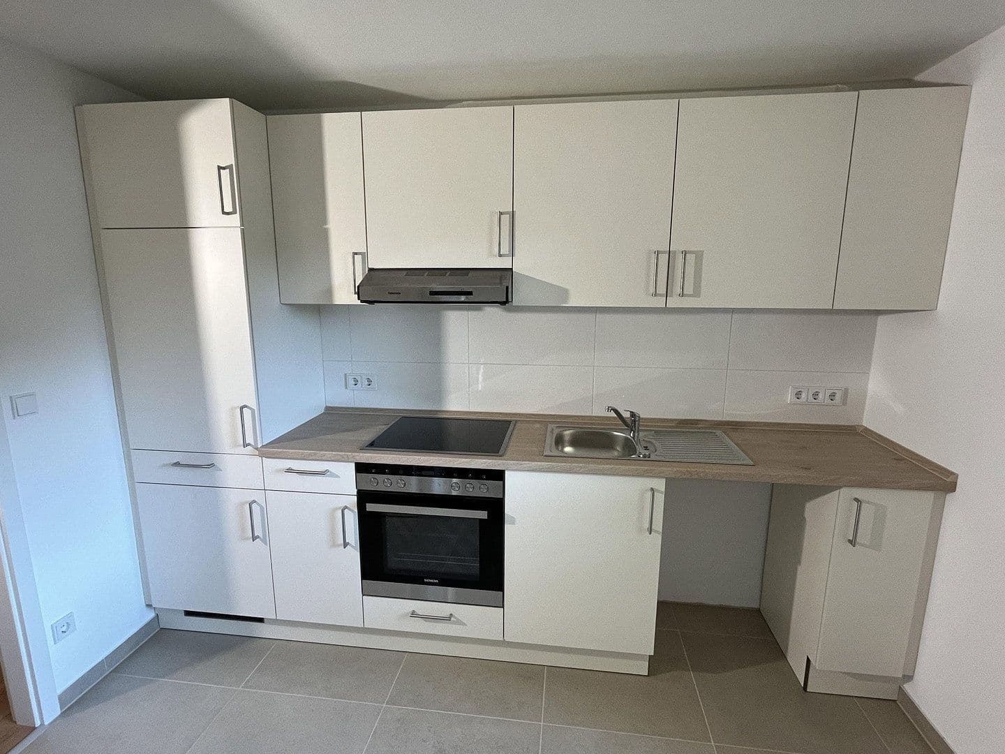 Pronájem bytu 3+1 76 m², Kieler Str. 21c, Lütjenburg, Šlesvicko-Holštýnsko Pronájem bytu 3+1 76 m², Kieler Str. 21c, Lütjenburg, Šlesvicko-Holštýnsko