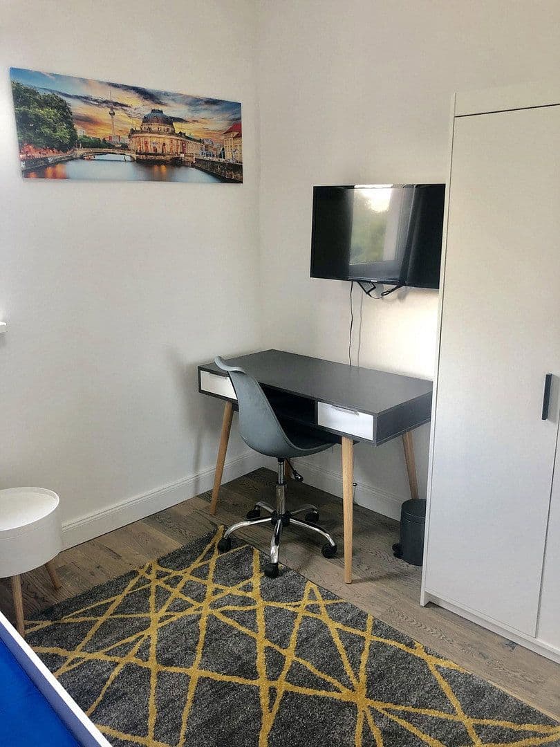 Prodej bytu 6+kk 135 m², Wedellstraße 30, Berlin-Lankwitz, Berlín Prodej bytu 6+kk 135 m², Wedellstraße 30, Berlin-Lankwitz, Berlín