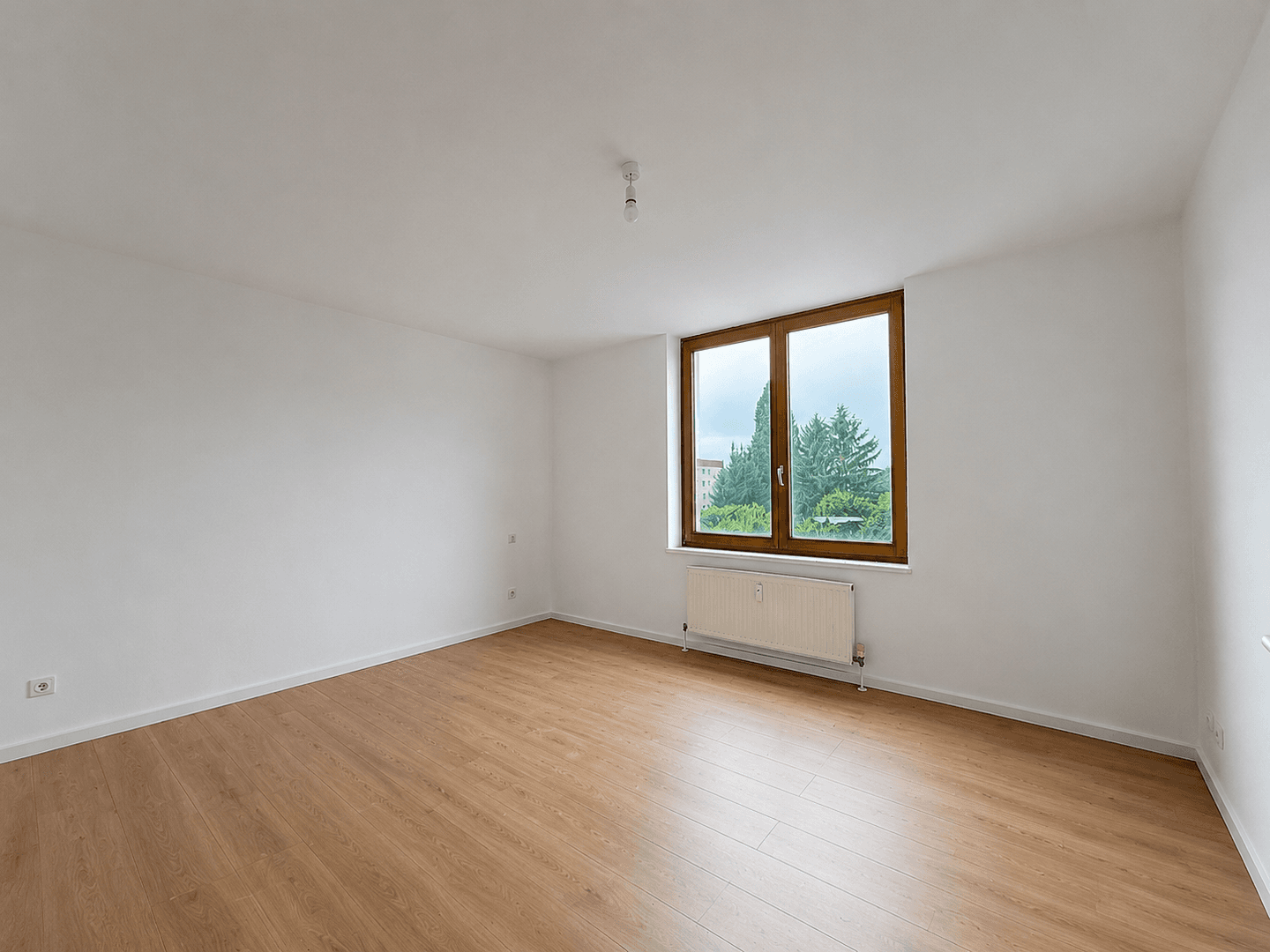 Pronájem bytu 3+1 82 m², Velten, Braniborsko Pronájem bytu 3+1 82 m², Velten, Braniborsko