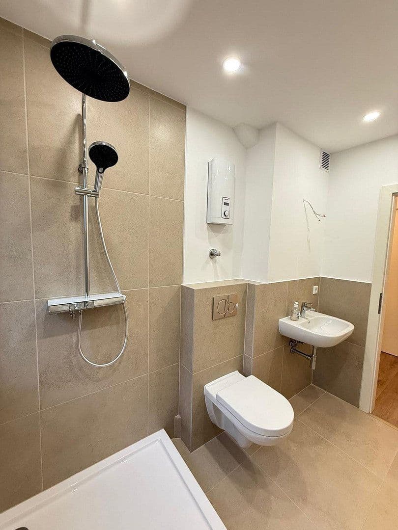 Prodej bytu 2+1 41 m², Essen, Severní Porýní-Vestfálsko Prodej bytu 2+1 41 m², Essen, Severní Porýní-Vestfálsko