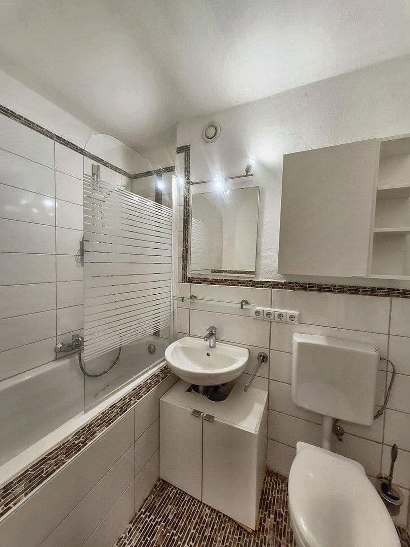 Prodej bytu 2+1 60 m², München, Bavorsko Prodej bytu 2+1 60 m², München, Bavorsko