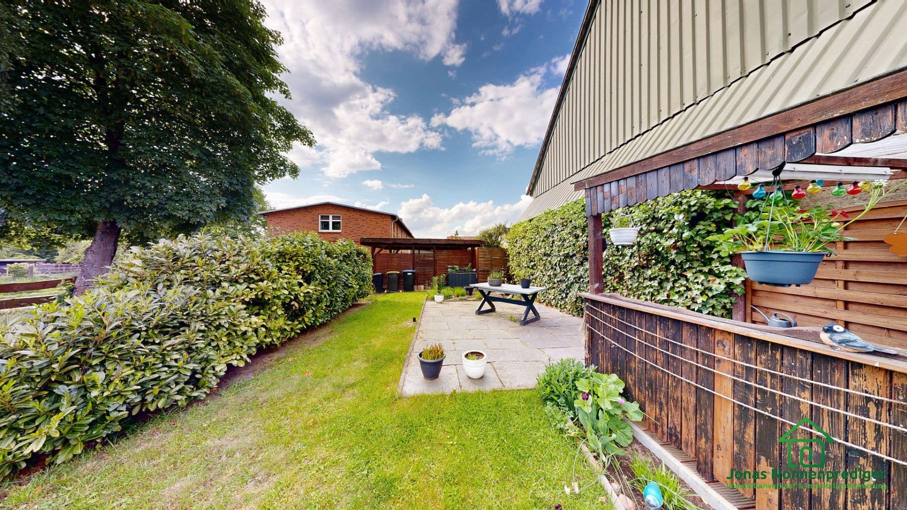 Prodej domu 204 m², pozemek 2.332 m², Dorfstraße 3, Schossin, Mecklenburg-Vorpommern Prodej domu 204 m², pozemek 2.332 m², Dorfstraße 3, Schossin, Mecklenburg-Vorpommern