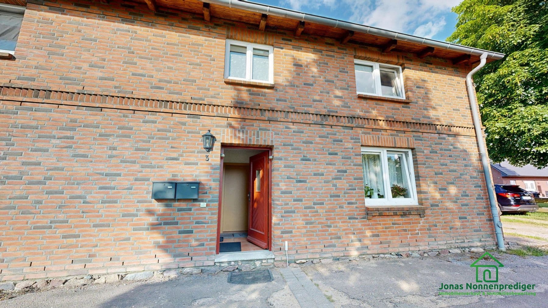 Prodej domu 204 m², pozemek 2.332 m², Dorfstraße 3, Schossin, Mecklenburg-Vorpommern Prodej domu 204 m², pozemek 2.332 m², Dorfstraße 3, Schossin, Mecklenburg-Vorpommern
