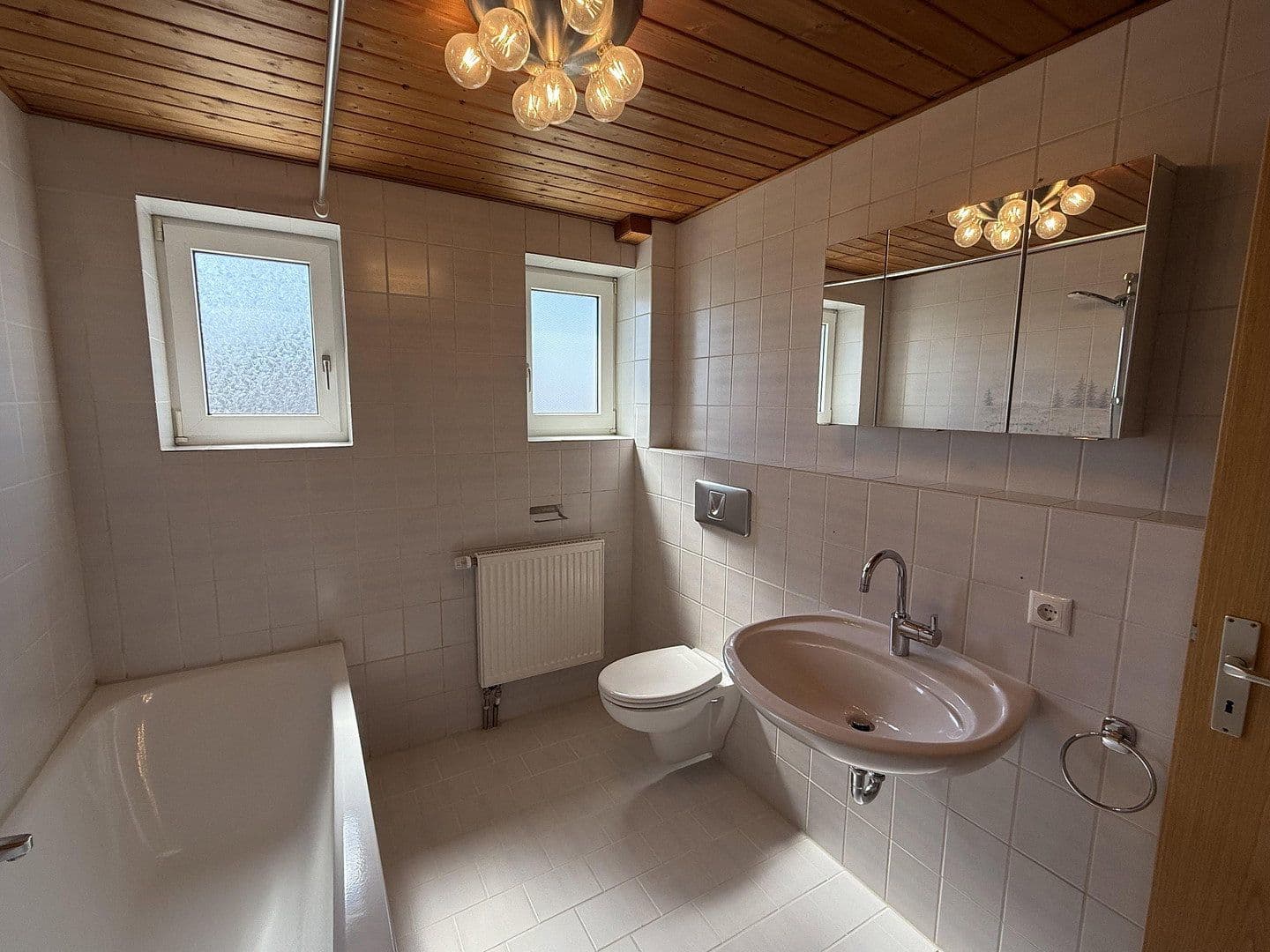 Pronájem bytu 2+1 63 m², Attenkirchen, Bavorsko Pronájem bytu 2+1 63 m², Attenkirchen, Bavorsko